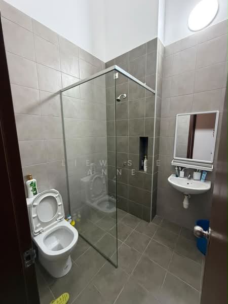 2-storey Terraced House for Rent in Setia Safiro (Cyberjaya) - Liew She Anne - Bathroom - PropertyGuru.com.my