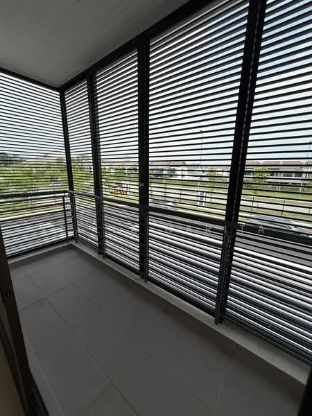 Rumah Kluster untuk Dijual di Taman Mutiara Rini (Skudai) - Stella Narita - Balcony - PropertyGuru.com.my