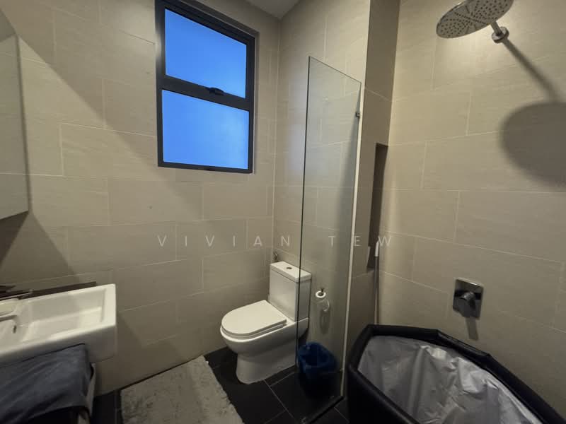 Rumah Berkembar untuk Dijual di Setia Alam (Selangor) - Vivian Tew - Bathroom - PropertyGuru.com.my