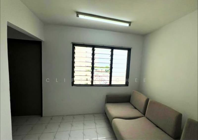 Flat for Sale at Desa Pinang 2 - Clifton Chee - Living Room - PropertyGuru.com.my