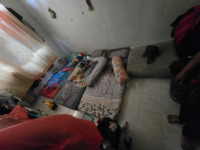 Apartment for Sale at Vista Seri Alam - Samuel Lee - Bedroom - PropertyGuru.com.my
