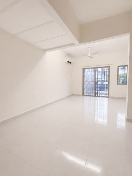 2-storey Terraced House for Sale in Taman Bukit Teratai (Ampang) - Jenny Choong - Living Room - PropertyGuru.com.my