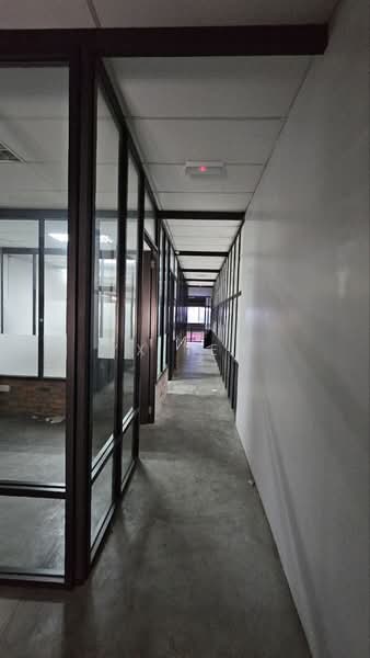 Kilang untuk Disewa di Subang Jaya (Selangor) - YX Teh - Corridor - PropertyGuru.com.my