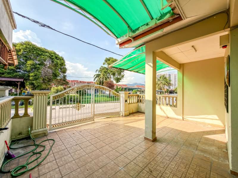 Rumah Teres 1 Tingkat untuk Dijual di Bandar Tasik Kesuma (Beranang) - Azira Ahmad - Exterior - PropertyGuru.com.my
