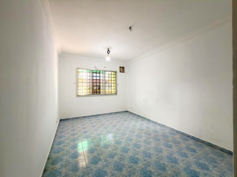 Rumah Teres 1 Tingkat untuk Dijual di Bandar Tasik Kesuma (Beranang) - Azira Ahmad - Interior - PropertyGuru.com.my