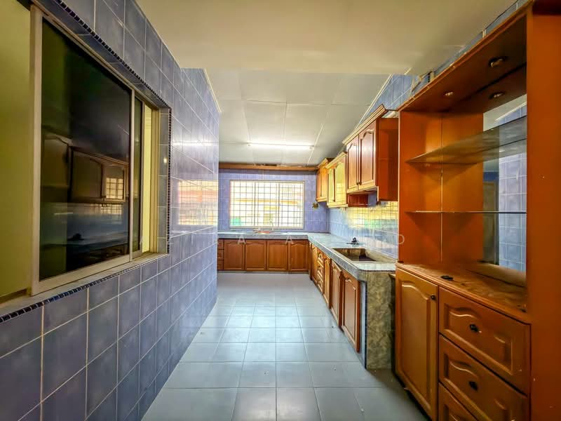 Rumah Teres 1 Tingkat untuk Dijual di Bandar Tasik Kesuma (Beranang) - Azira Ahmad - Kitchen - PropertyGuru.com.my