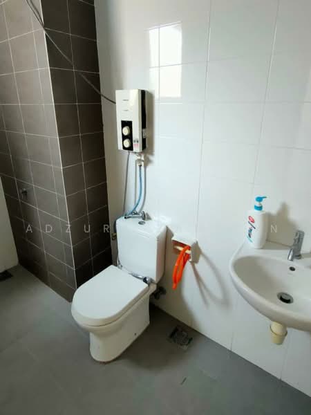 Rumah Teres 2-Tingkat untuk Dijual di Denai Alam (Shah Alam) - Adzura Zamedin - Bathroom - PropertyGuru.com.my