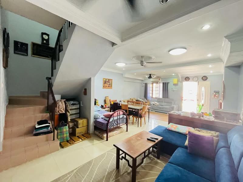 Rumah Teres 2 Tingkat untuk Dijual di Wangsa Murni (Wangsa Maju) - Azli Ibrahim - Living Room - PropertyGuru.com.my