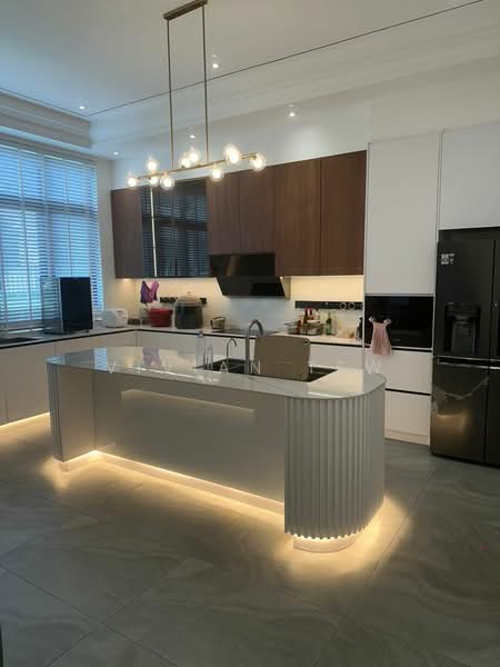 Bungalow for Sale in Setia Alam (Selangor) - Vivian Tew - Kitchen - PropertyGuru.com.my