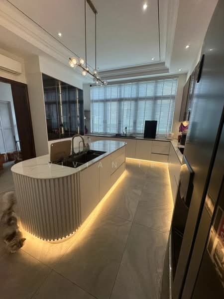 Bungalow for Sale in Setia Alam (Selangor) - Vivian Tew - Kitchen - PropertyGuru.com.my
