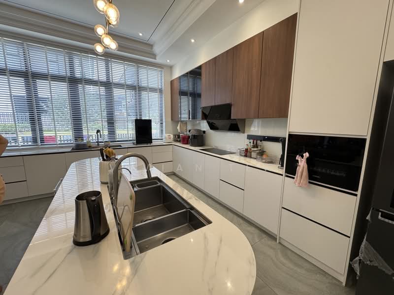 Bungalow for Sale in Setia Alam (Selangor) - Vivian Tew - Kitchen - PropertyGuru.com.my