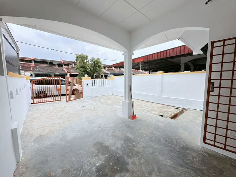 Rumah Teres 1 Tingkat untuk Disewa di Perling (Johor) - Richard Lee - Exterior - PropertyGuru.com.my