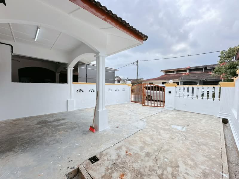 Rumah Teres 1 Tingkat untuk Disewa di Perling (Johor) - Richard Lee - Exterior - PropertyGuru.com.my