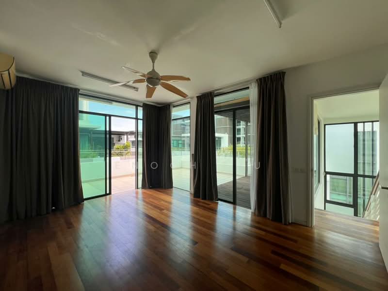 Twin Villa for Sale in Gelugor (Penang) - Enoch Tiu - Living Room - PropertyGuru.com.my