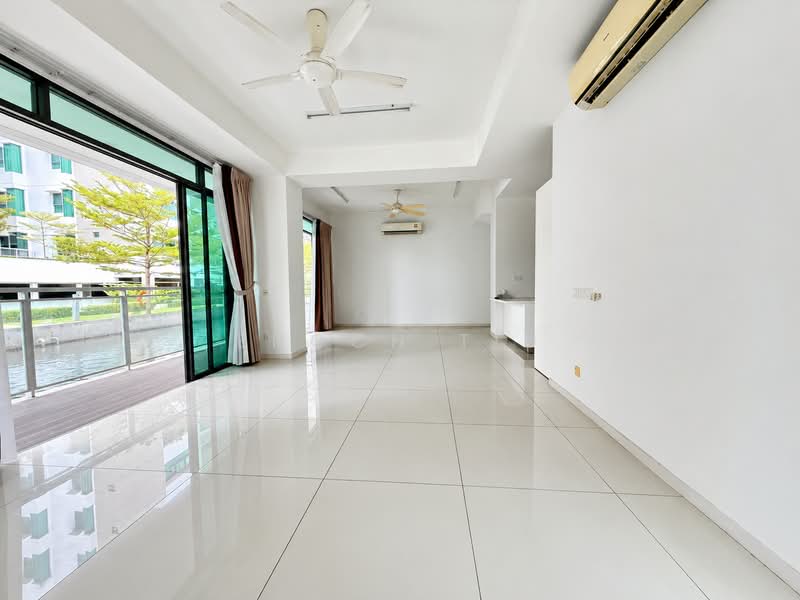 Vila Berkembar untuk Dijual di Gelugor (Penang) - Enoch Tiu - Living Room - PropertyGuru.com.my