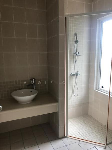 Townhouse for Sale in Sunway Damansara (Kota Damansara) - Angie Chai - Bathroom - PropertyGuru.com.my
