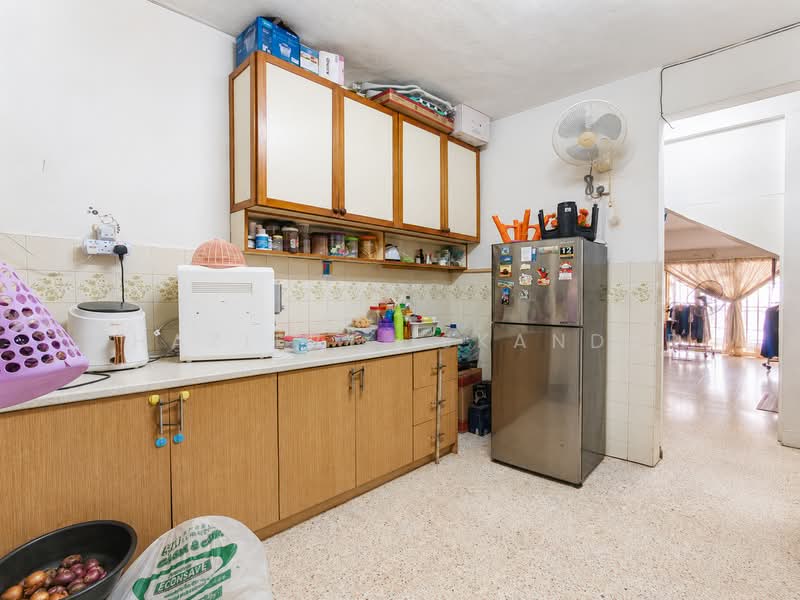 2-storey Terraced House for Sale in Batu Caves (Selangor) - Shaziery Iskandar - Kitchen - PropertyGuru.com.my