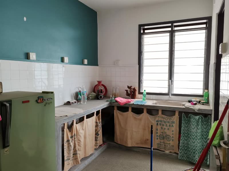 Flat for Sale at Ipoh Garden East Apartment - Jason Loh - Kitchen - PropertyGuru.com.my