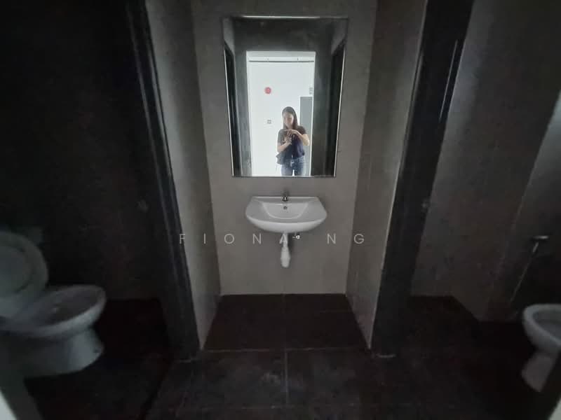 Kedai / Pejabat untuk Disewa di Setia Alam (Selangor) - Fiona Ng - Bathroom - PropertyGuru.com.my