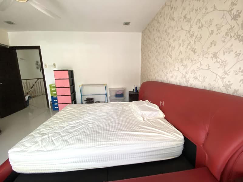 Rumah Teres 3-Tingkat untuk Dijual di Taman Meranti Jaya (Puchong) - Jason Tan - Bedroom - PropertyGuru.com.my