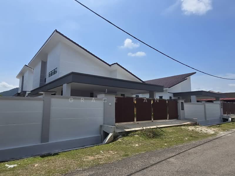 Rumah Banglo untuk Dijual di Taman Sri Tengah (Kluang) - Grace Fan - PropertyGuru.com.my