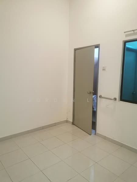 Rumah Teres 3-Tingkat untuk Disewa di Ujong Pasir (Melaka) - Jordan Lee - Bathroom - PropertyGuru.com.my