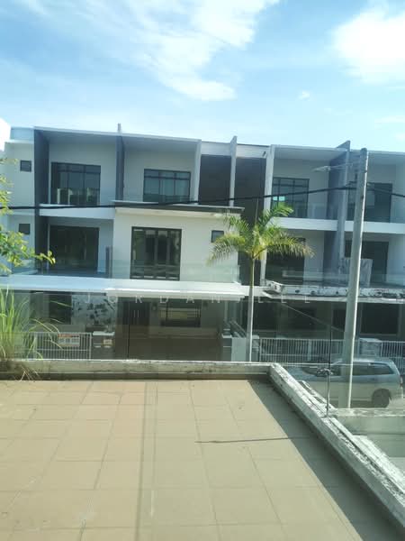 Rumah Teres 3-Tingkat untuk Disewa di Ujong Pasir (Melaka) - Jordan Lee - Exterior - PropertyGuru.com.my