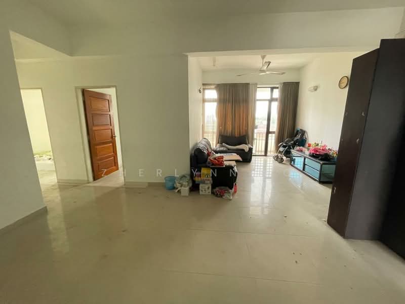 Pangsapuri untuk Dijual di Bukit Dumbar Permai - Zherlynn Ho - Living Room - PropertyGuru.com.my