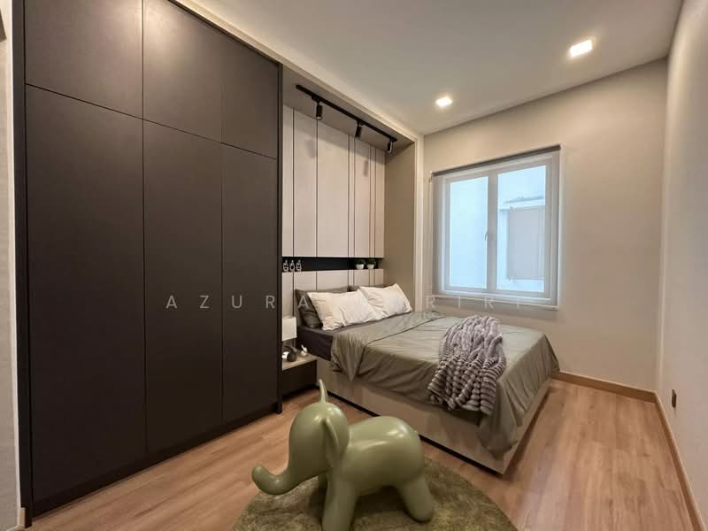 Rumah Teres 3 Tingkat untuk Dijual di Bandar Nusa Rhu (Shah Alam) - Azura Hariri - Bedroom - PropertyGuru.com.my