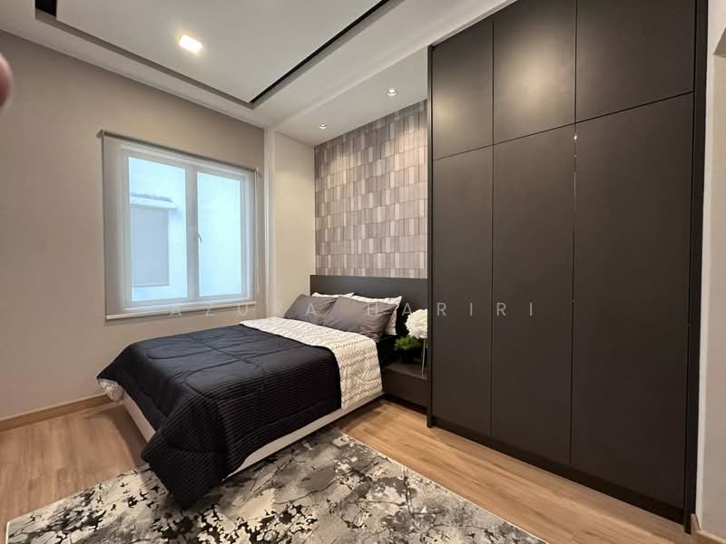 Rumah Teres 3 Tingkat untuk Dijual di Bandar Nusa Rhu (Shah Alam) - Azura Hariri - PropertyGuru.com.my