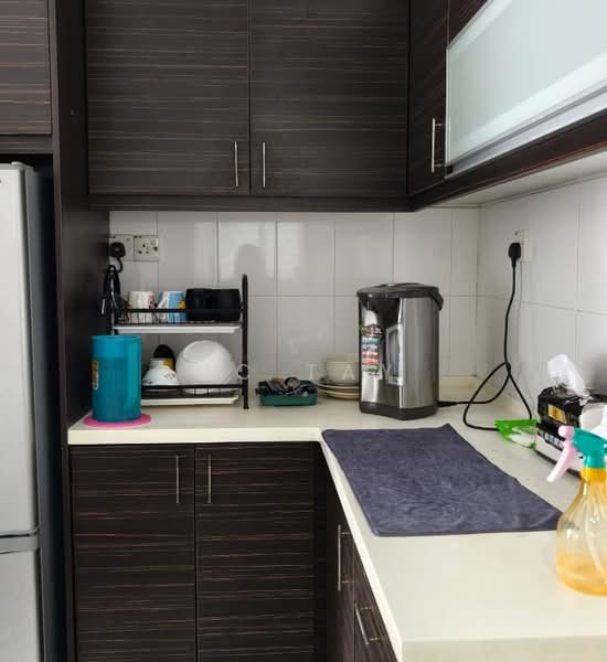 Kondominium untuk Disewa di Plaza Menjalara - JC Tay - Kitchen - PropertyGuru.com.my