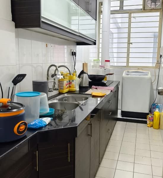 Kondominium untuk Disewa di Plaza Menjalara - JC Tay - Kitchen - PropertyGuru.com.my