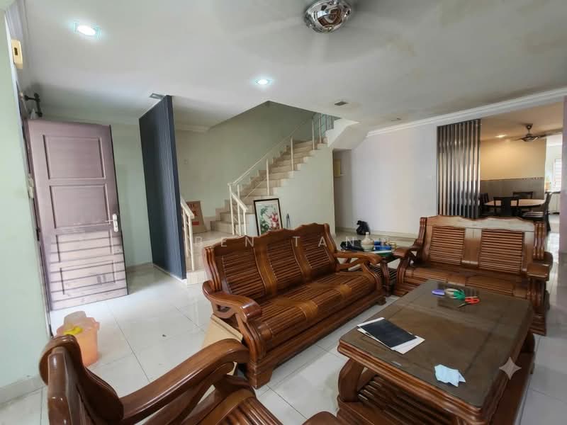 3-storey Terraced House for Sale in Laman Rimbunan (Kepong) - Ben Tan - Living Room - PropertyGuru.com.my