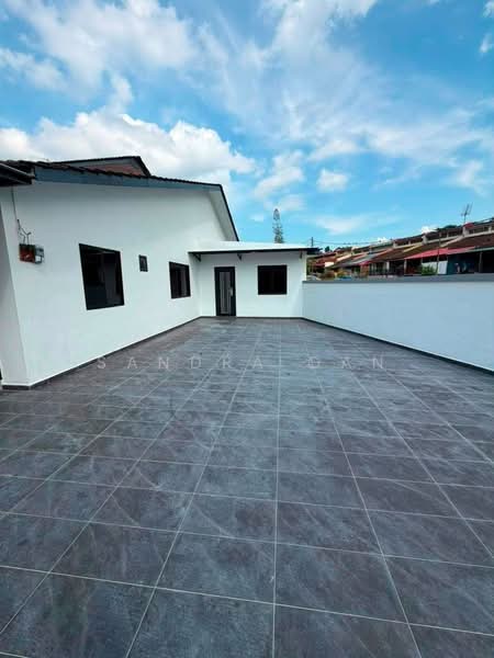 Rumah Teres 1-Tingkat untuk Dijual di Taman Suria (Johor Bahru) - Sandra Gan - Exterior - PropertyGuru.com.my