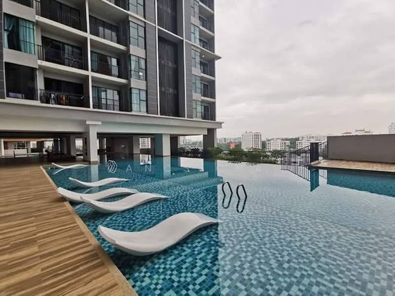 Servis Apartment untuk Dijual di AraTre' Residences - Vancs Chai - Pool - PropertyGuru.com.my