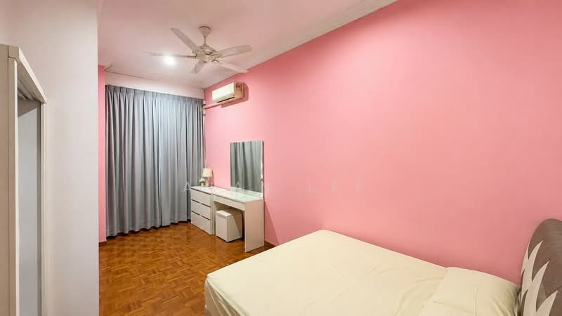 2-storey Terraced House for Sale in Taman Suria (Johor Bahru) - Alan Lee - Bedroom - PropertyGuru.com.my