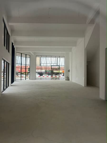 Shop for Rent in Bukit Indah (Iskandar Puteri (Nusajaya)) - William Tay - Interior - PropertyGuru.com.my
