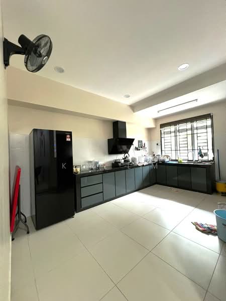 Rumah Teres 2 Tingkat untuk Dijual di Taman Flora Heights (Pasir Gudang) - Karl Lim - Kitchen - PropertyGuru.com.my