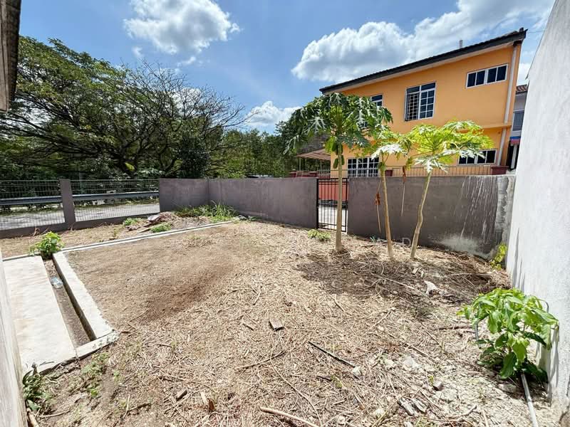 2-storey Terraced House for Sale in Bandar Tasik Kesuma (Beranang) - Azira Ahmad - Exterior - PropertyGuru.com.my