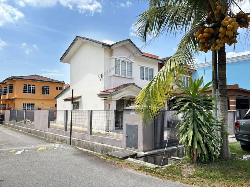 2-storey Terraced House for Sale in Bandar Tasik Kesuma (Beranang) - Azira Ahmad - Exterior - PropertyGuru.com.my