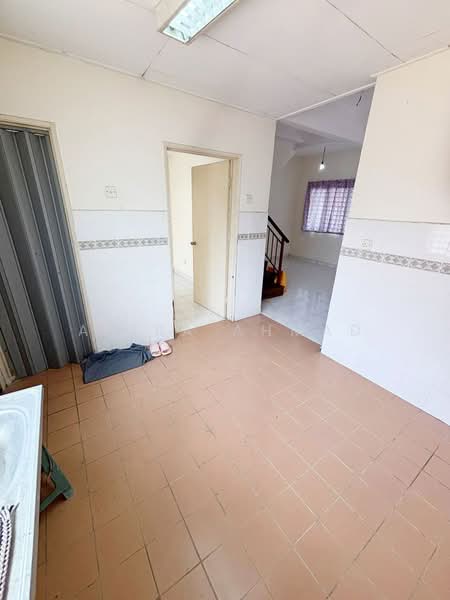 2-storey Terraced House for Sale in Bandar Tasik Kesuma (Beranang) - Azira Ahmad - Interior - PropertyGuru.com.my