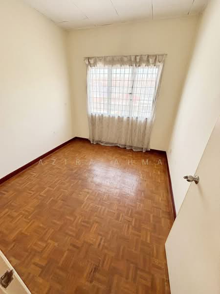 2-storey Terraced House for Sale in Bandar Tasik Kesuma (Beranang) - Azira Ahmad - Interior - PropertyGuru.com.my