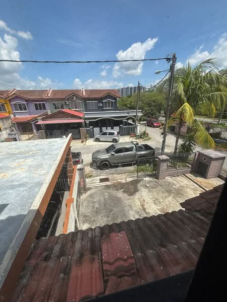 2-storey Terraced House for Sale in Bandar Tasik Kesuma (Beranang) - Azira Ahmad - Exterior - PropertyGuru.com.my