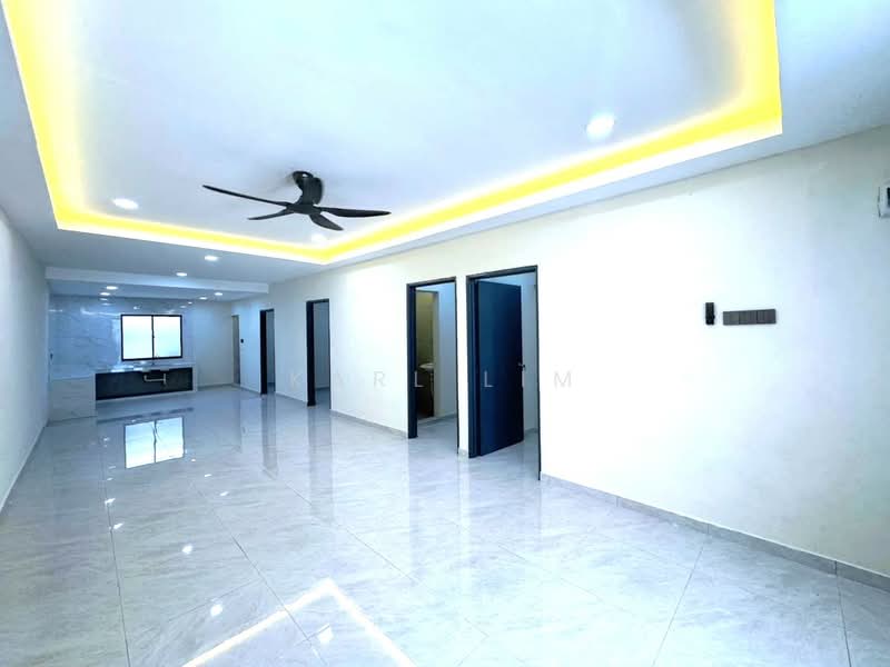 1-storey Terraced House for Sale in Taman Abad (Johor Bahru) - Karl Lim - Living Room - PropertyGuru.com.my