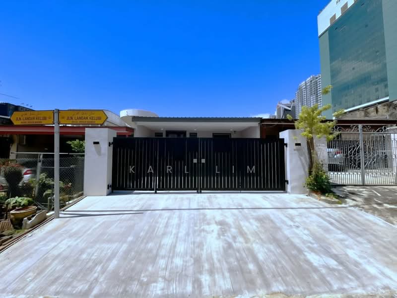 1-storey Terraced House for Sale in Taman Abad (Johor Bahru) - Karl Lim - Exterior - PropertyGuru.com.my
