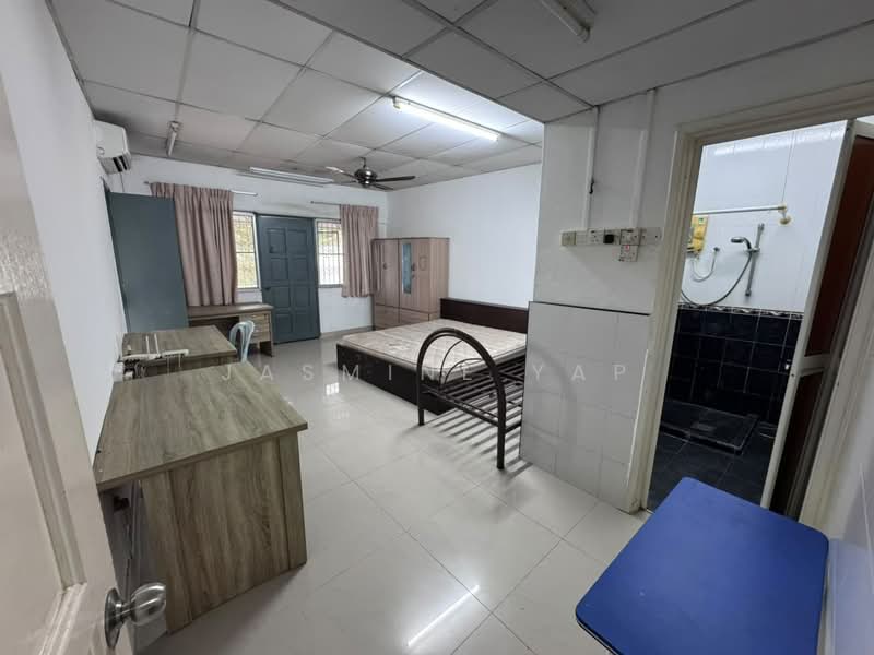Rumah Teres 2-Tingkat untuk Dijual di Taman Connaught (Cheras) - Jasmine Yap - Bedroom - PropertyGuru.com.my