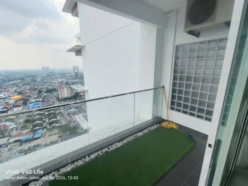 Kediaman Servis untuk Disewa di Pinnacle Tower - Gary Tu - Balcony - PropertyGuru.com.my