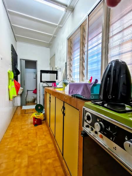 1-storey Terraced House for Sale in Taman Bukit Teratai (Ampang) - Jenny Choong - Kitchen - PropertyGuru.com.my