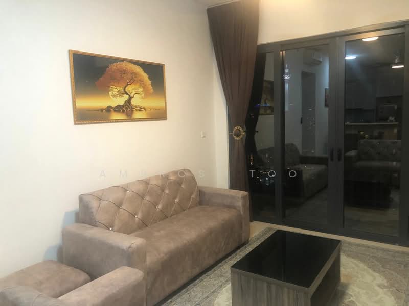 Servis Apartment untuk Disewa di Residensi Sunway Belfield - Ambrose Too - Living Room - PropertyGuru.com.my