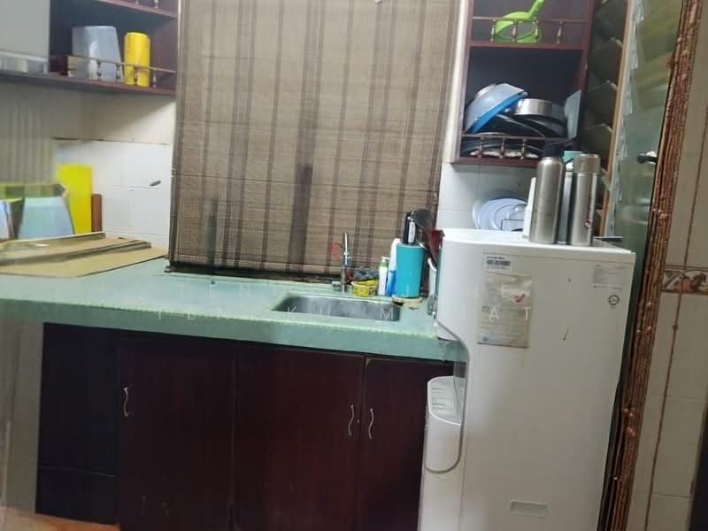 Pangsapuri untuk Dijual di Pangsapuri Megah Villa - Tengku June Tengku Mamat - PropertyGuru.com.my
